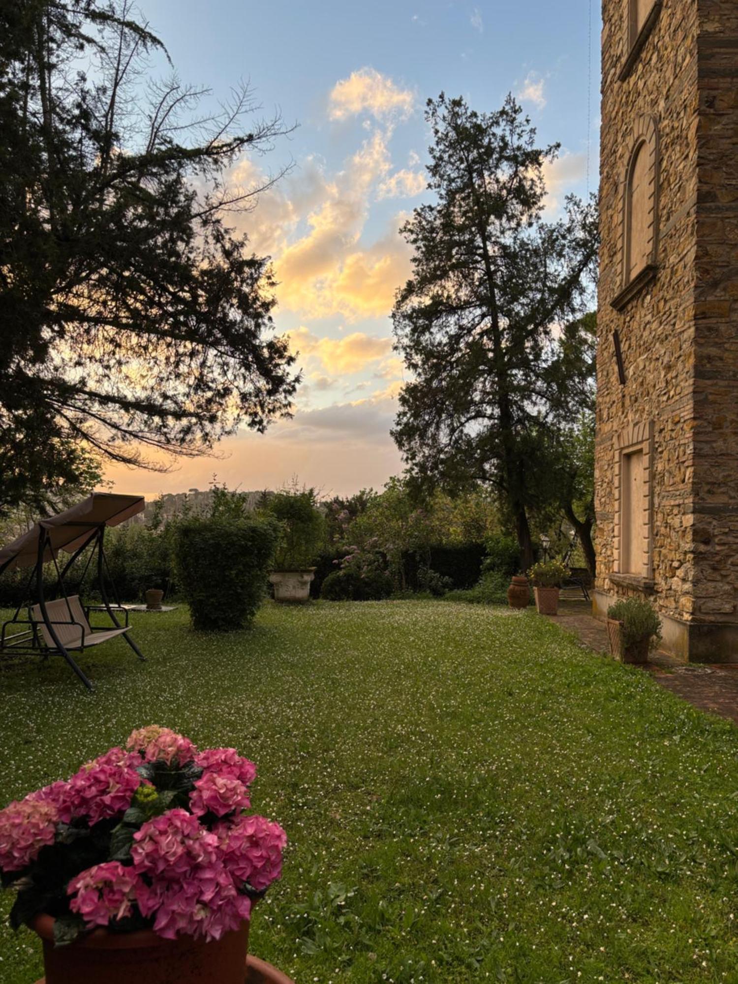 Casa La Torre Un Castello Alle Porte Di Firenze Exterior photo